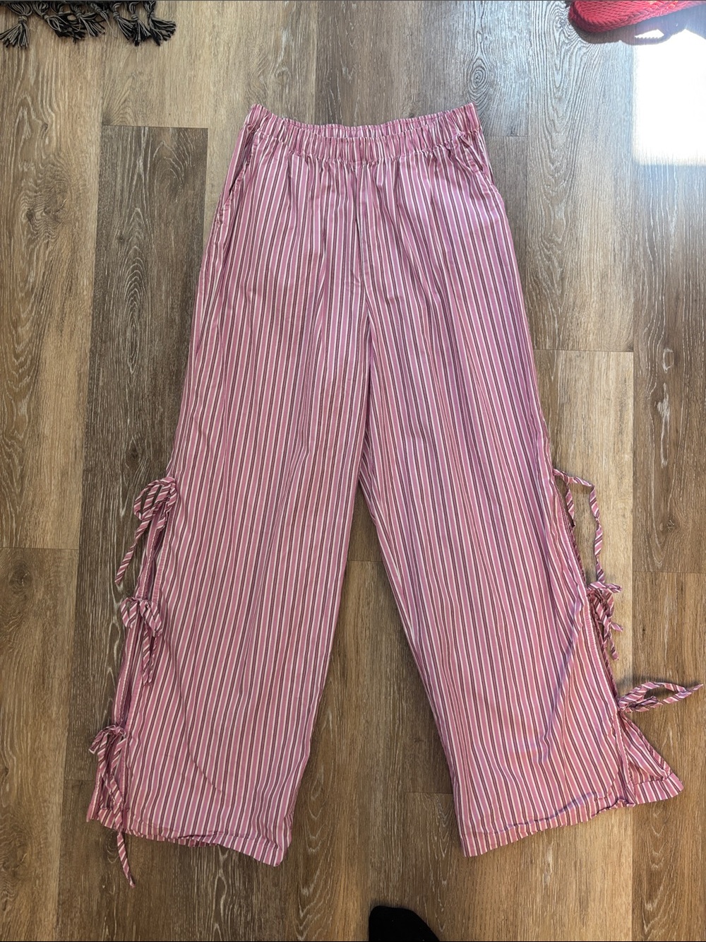 Women's Pink Striped Tie-Side Wide Leg Pants Sz Med boho bow baggy oversize Y2K - Picture 2 of 7